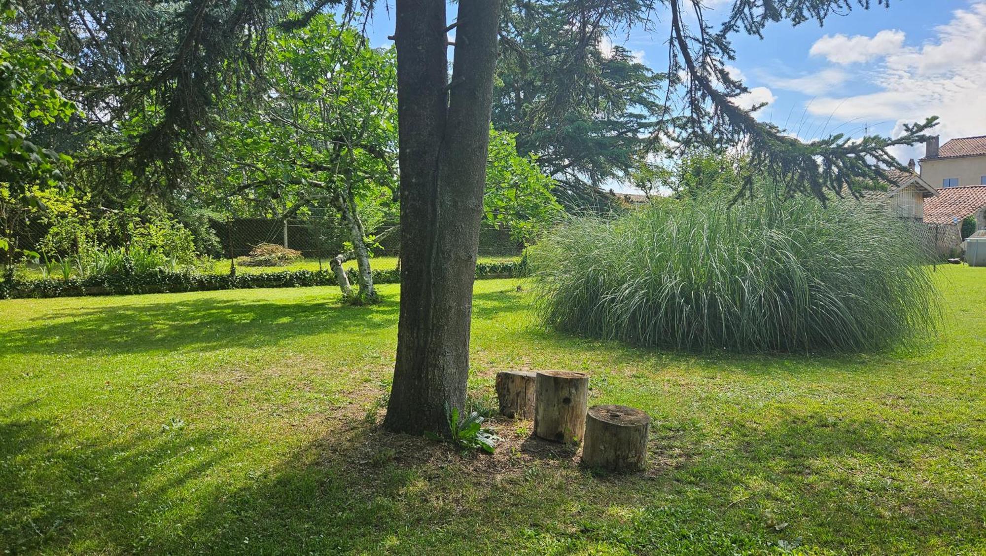 Chambres Et Gites Les Deux Chenes Pres De Bergerac Le Fleix Buitenkant foto