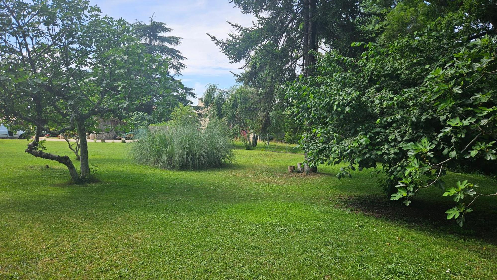 Chambres Et Gites Les Deux Chenes Pres De Bergerac Le Fleix Buitenkant foto