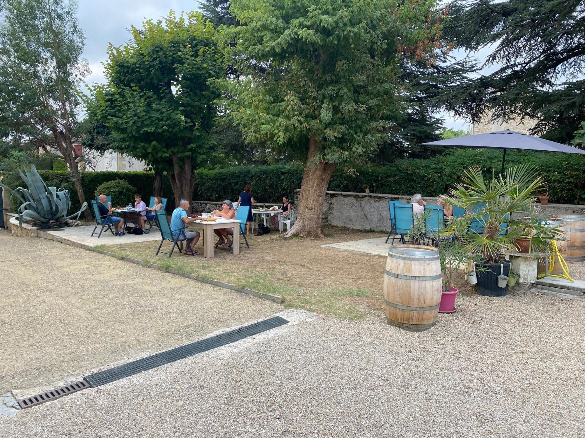 Chambres Et Gites Les Deux Chenes Pres De Bergerac Le Fleix Buitenkant foto
