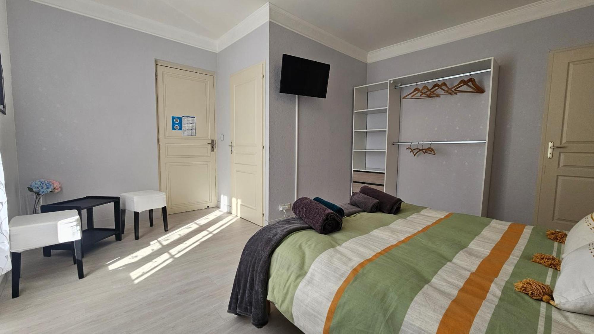 Chambres Et Gites Les Deux Chenes Pres De Bergerac Le Fleix Buitenkant foto