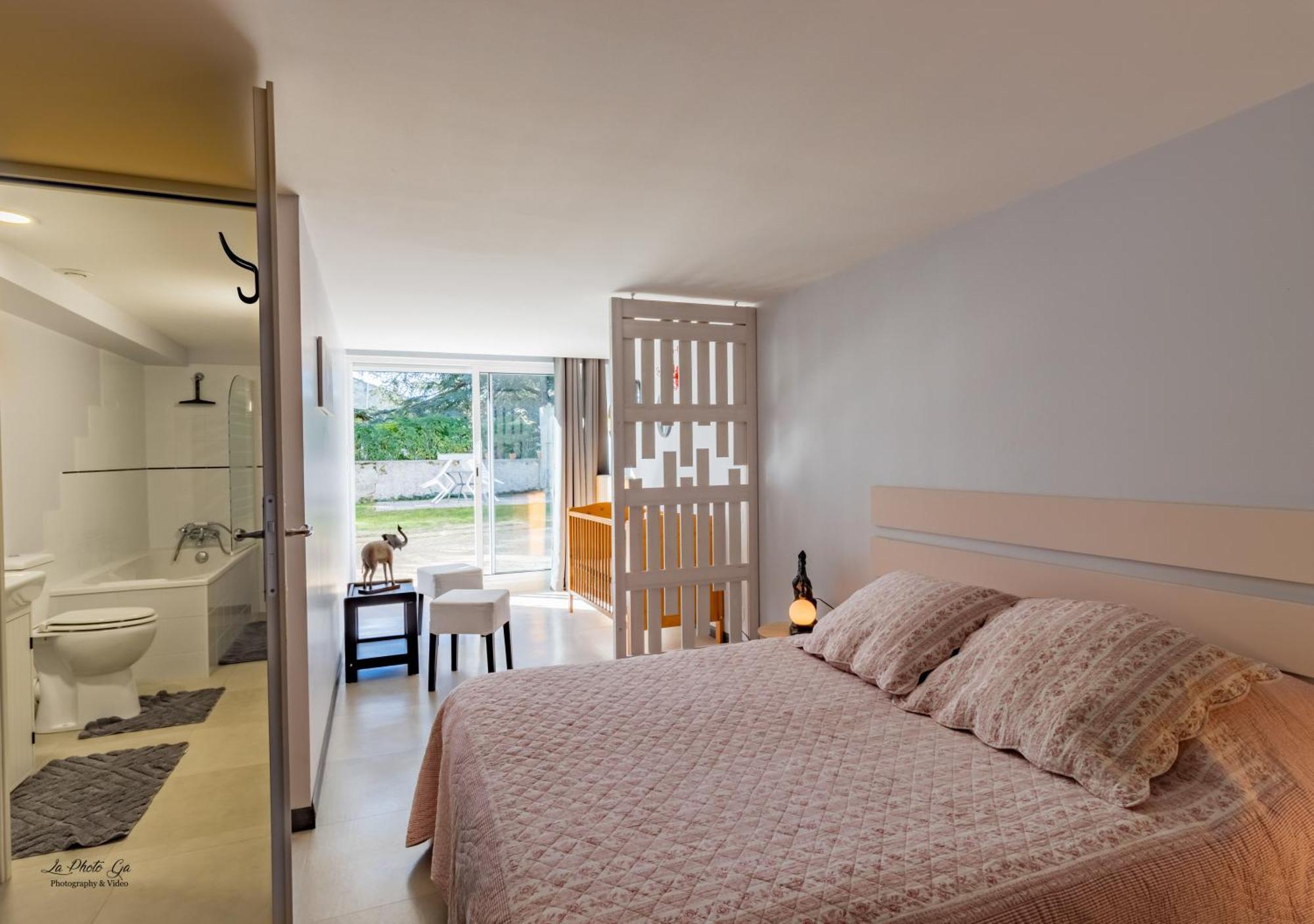 Chambres Et Gites Les Deux Chenes Pres De Bergerac Le Fleix Buitenkant foto